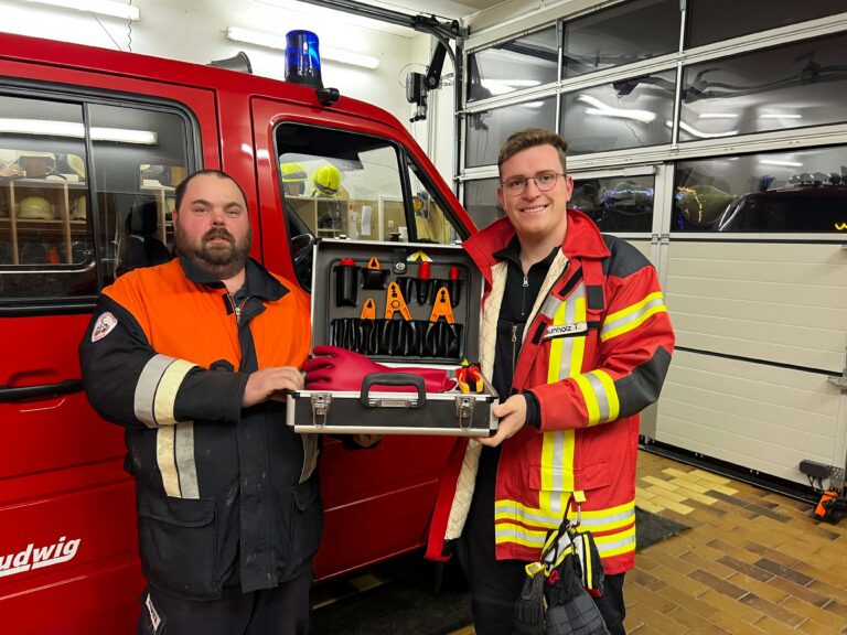 Rüstsatz-Elektroauto für die Feuerwehr Sassenreuth