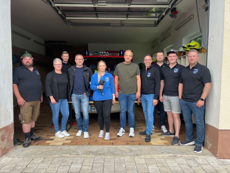 Feuerwehr Sassenreuth erhält top moderne Wärmebildkamera